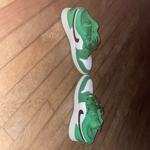 jordan 1 low pine green